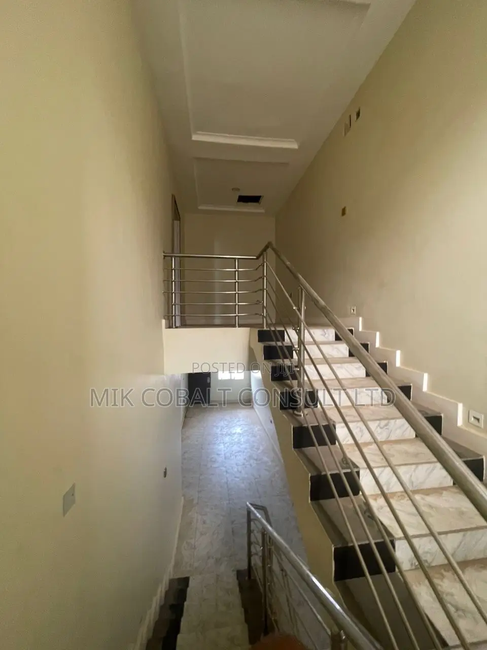 3bdrm Townhouse / Terrace in Gilmor, Jahi for rent
