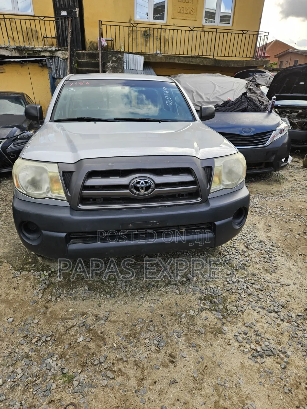 Toyota Tacoma 2011 Silver