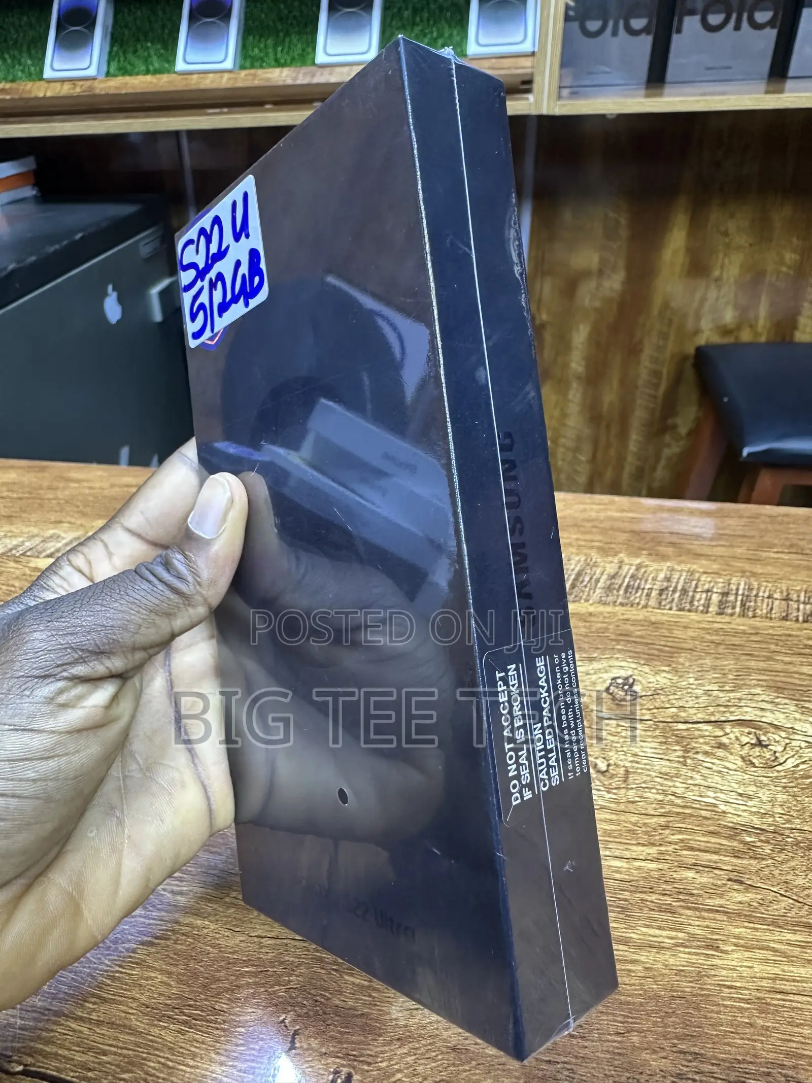 New Samsung Galaxy S22 Ultra 5G 512 GB