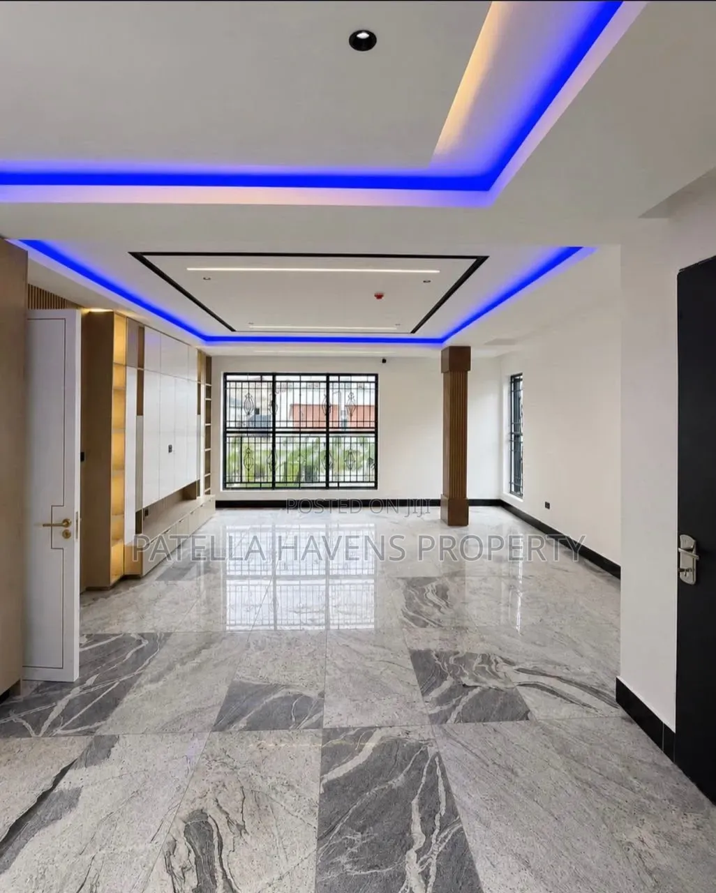 9bdrm Duplex in Guzape District for sale