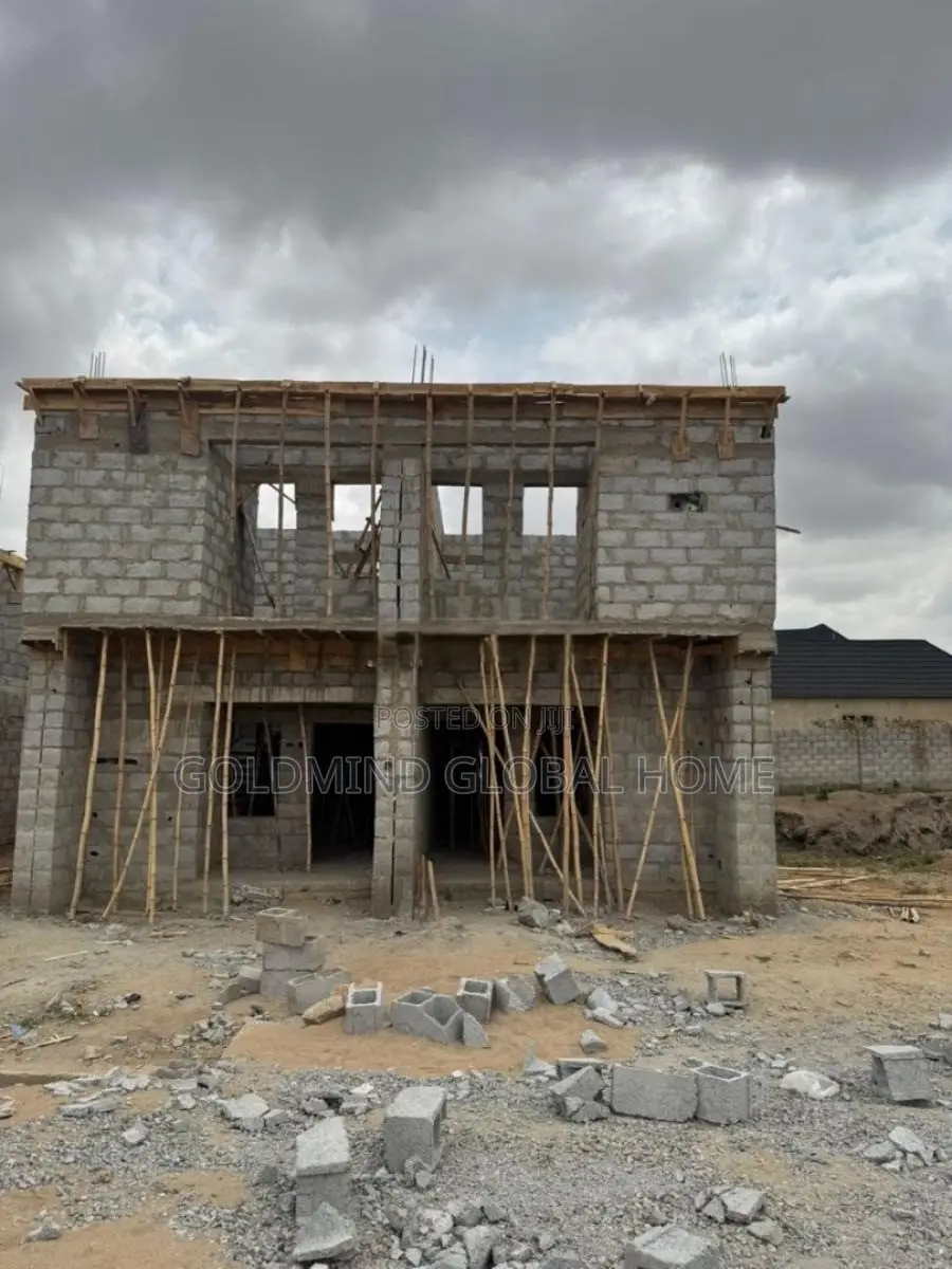 3bdrm Duplex in Lugbe District. for sale