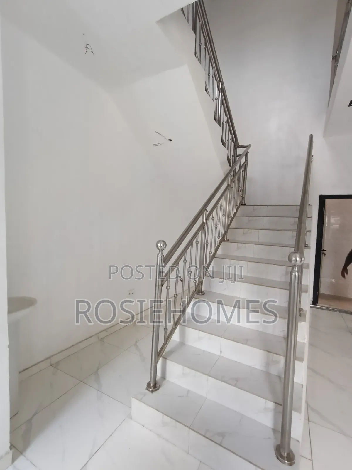 3bdrm Duplex in Abijo Gra, Sangotedo for rent