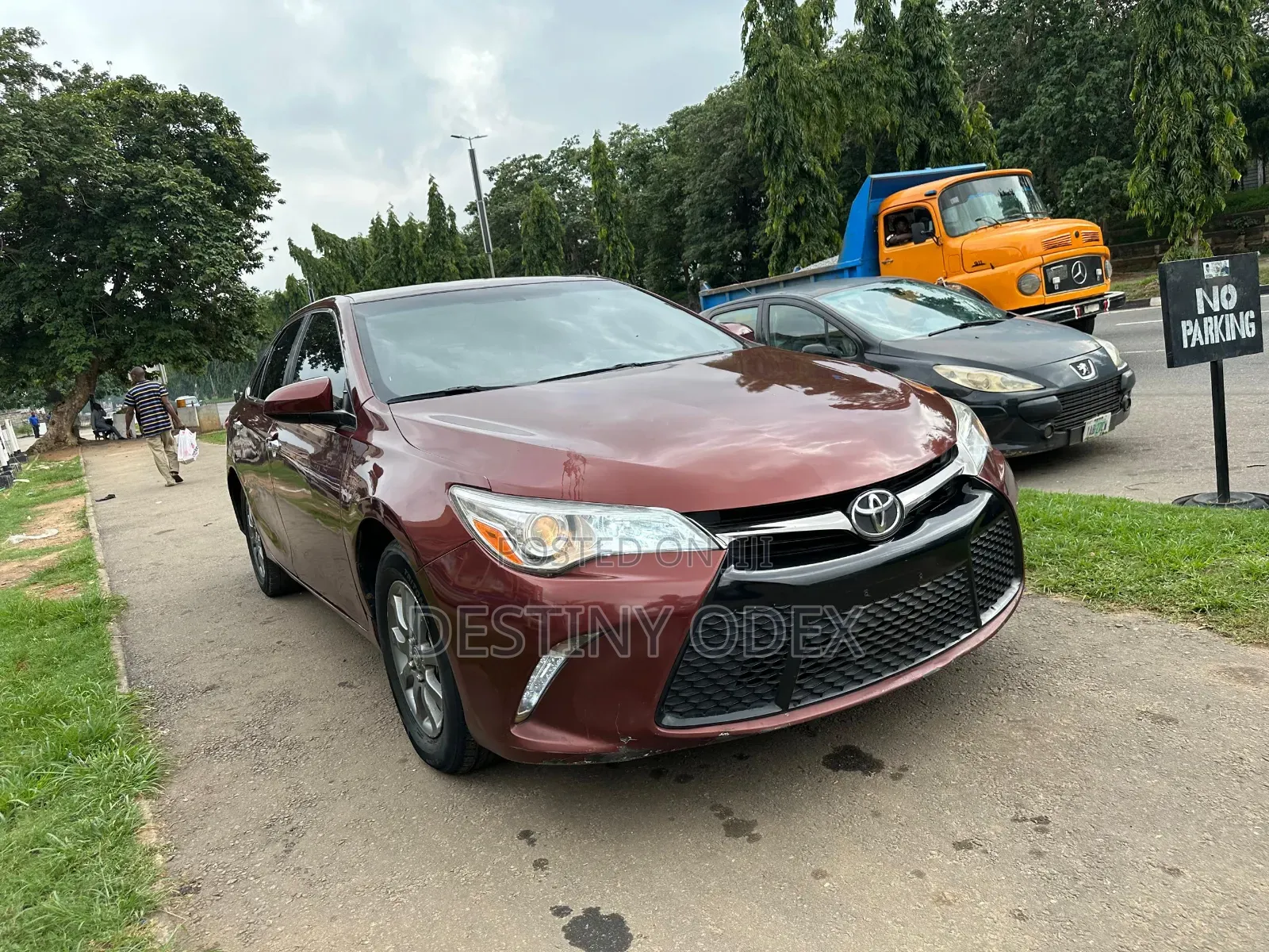 Toyota Camry XSE 4dr Sedan (2.5l 4cyl 6A) 2016 Red