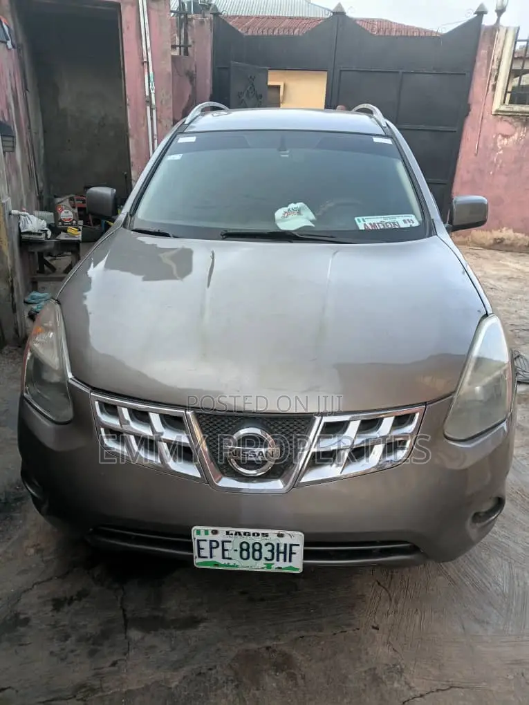 Nissan Rogue SV 2012 Gray