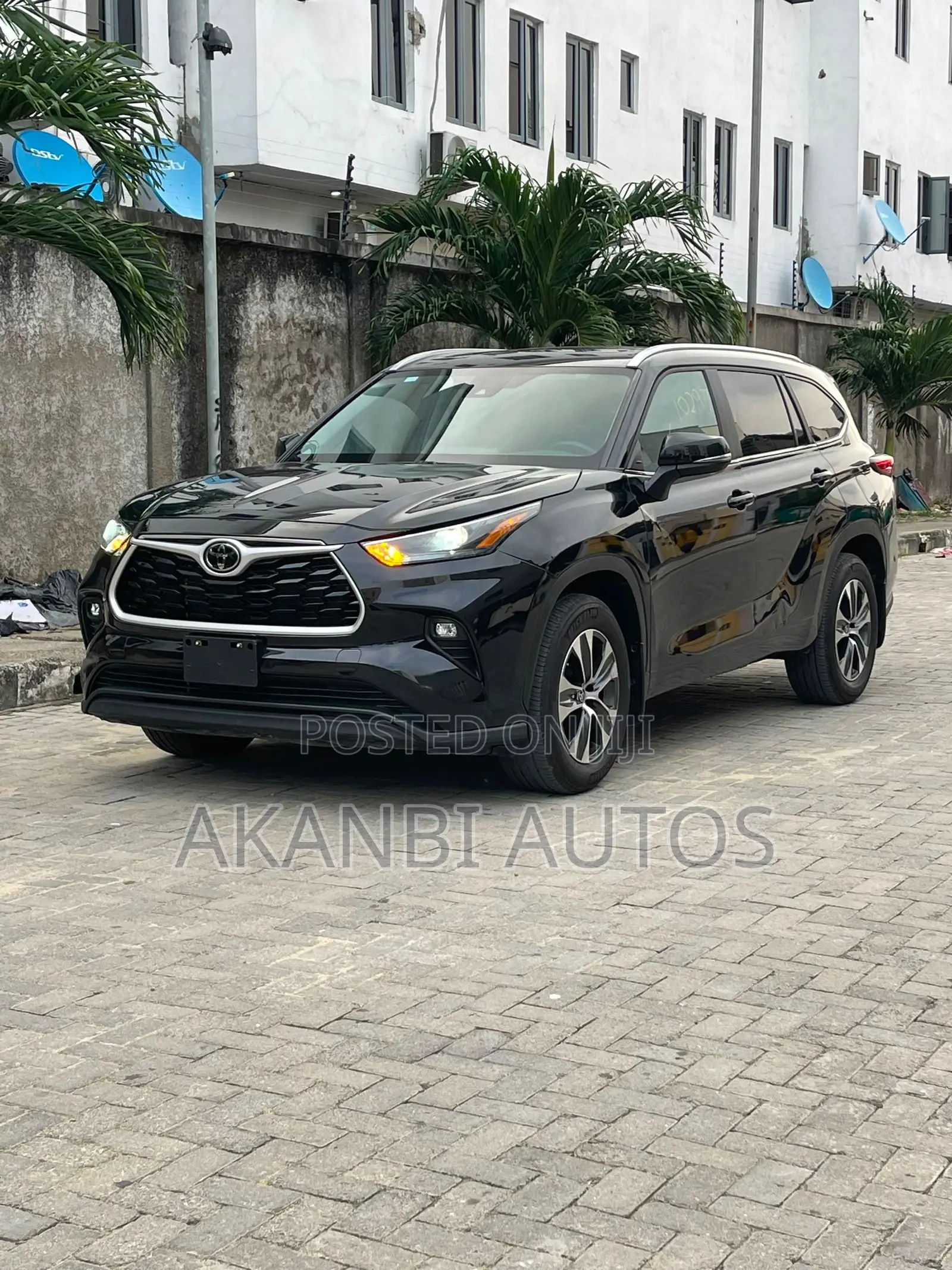 Toyota Highlander XLE AWD 2023 Black