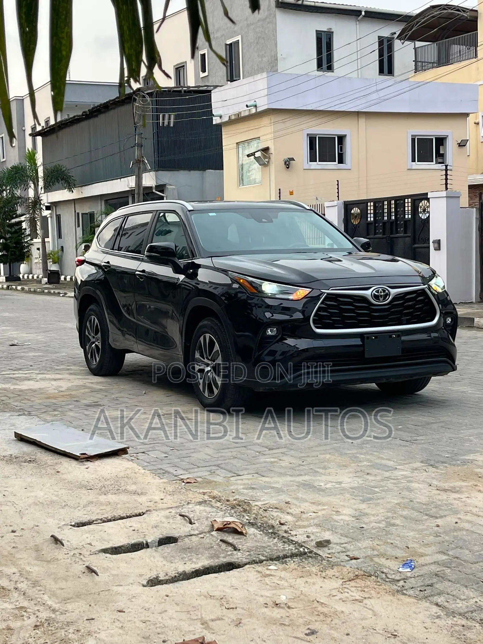 Toyota Highlander XLE AWD 2023 Black