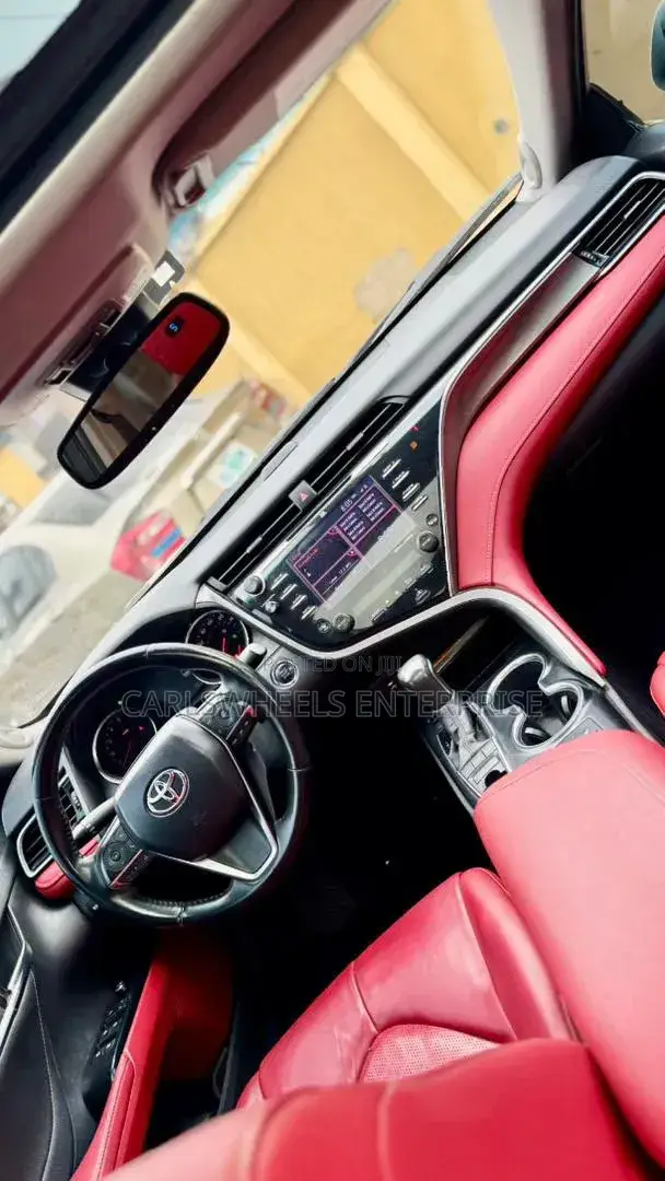 Toyota Camry 2020