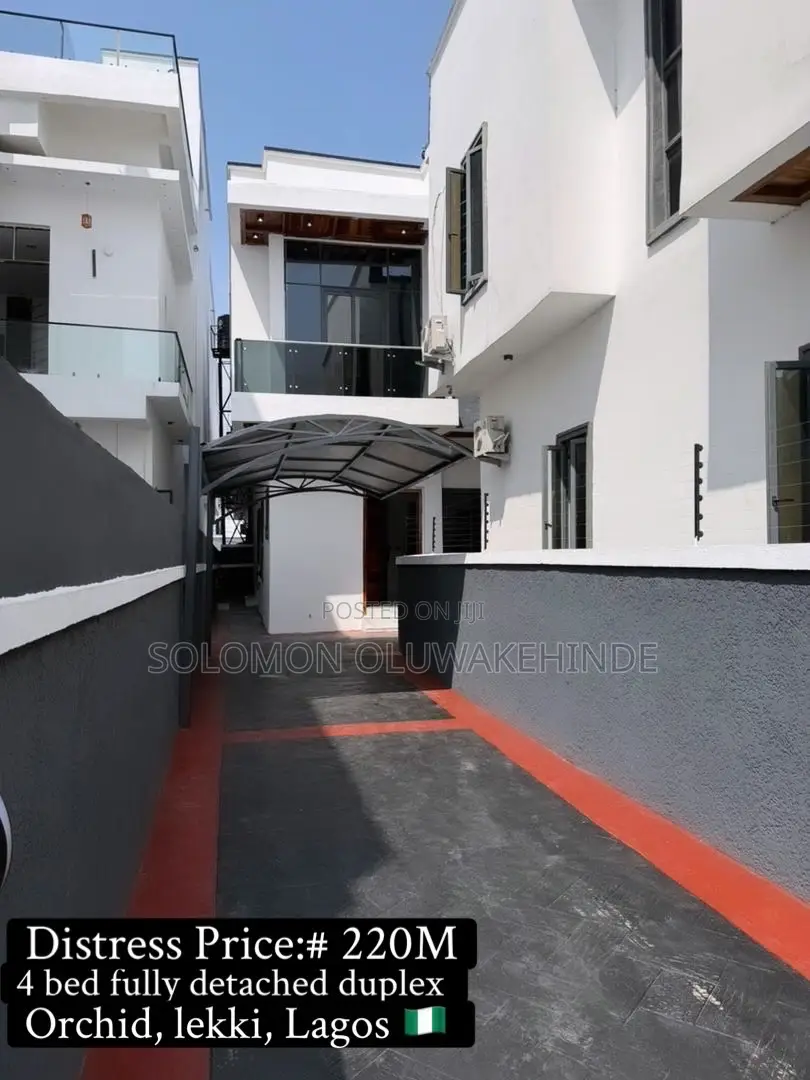 4bdrm Duplex in Orchid, Chevron for sale