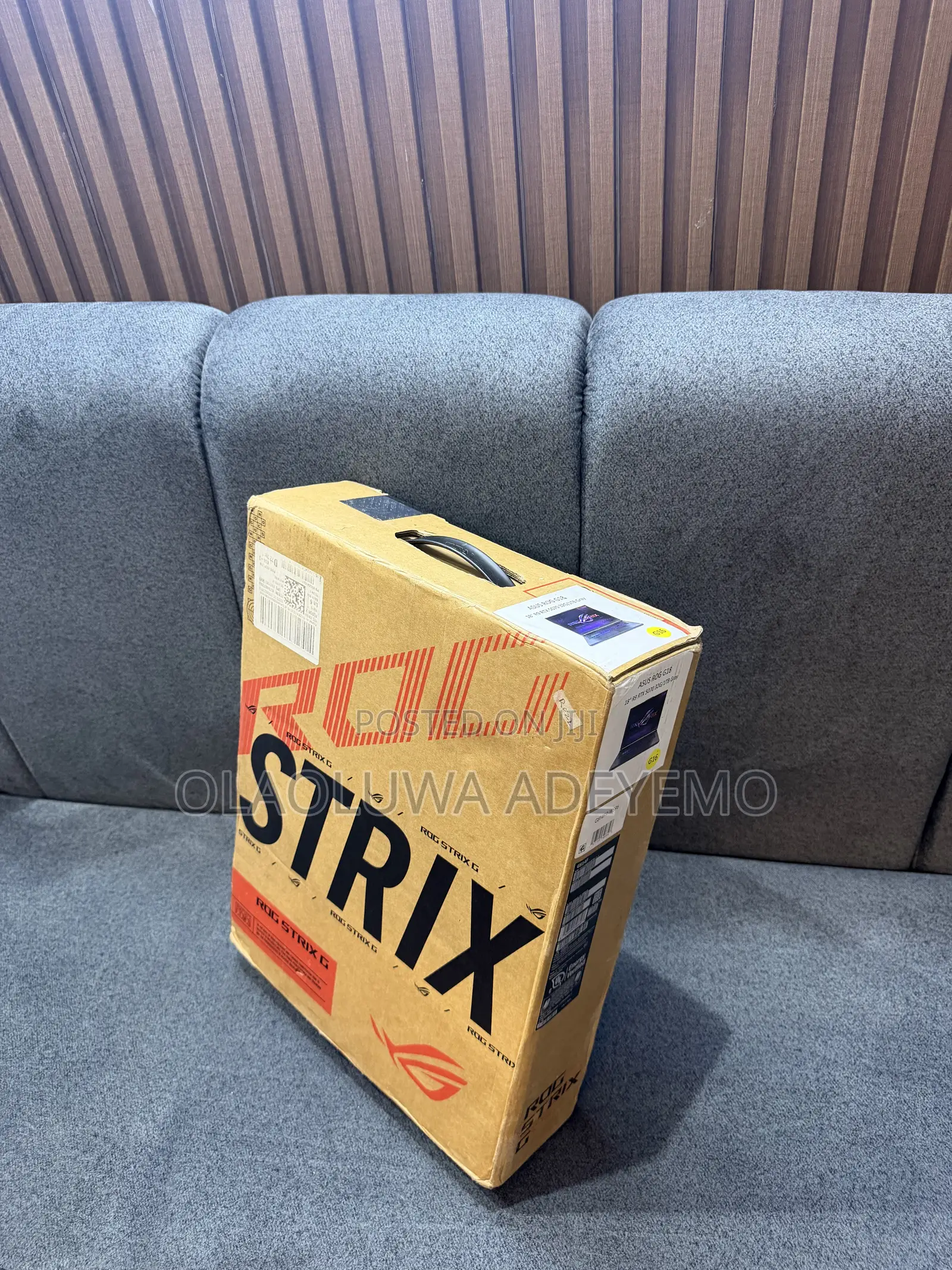 New Laptop Asus ROG Strix G18 32GB AMD Ryzen 9 SSD 1T