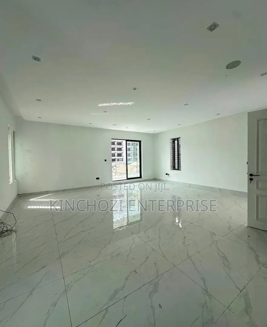 3bdrm Duplex in Apo Abuja, Zone B for rent