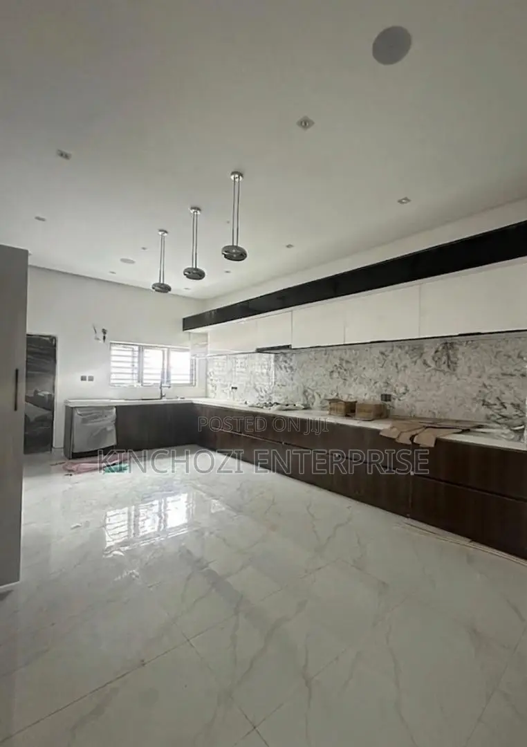 3bdrm Duplex in Apo Abuja, Zone B for rent
