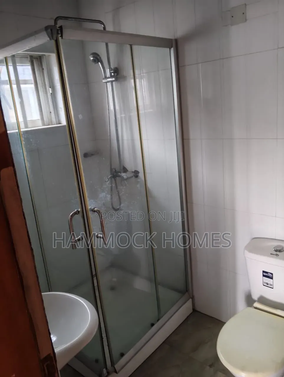 3bdrm Duplex in Onireke Gra, Jericho for rent