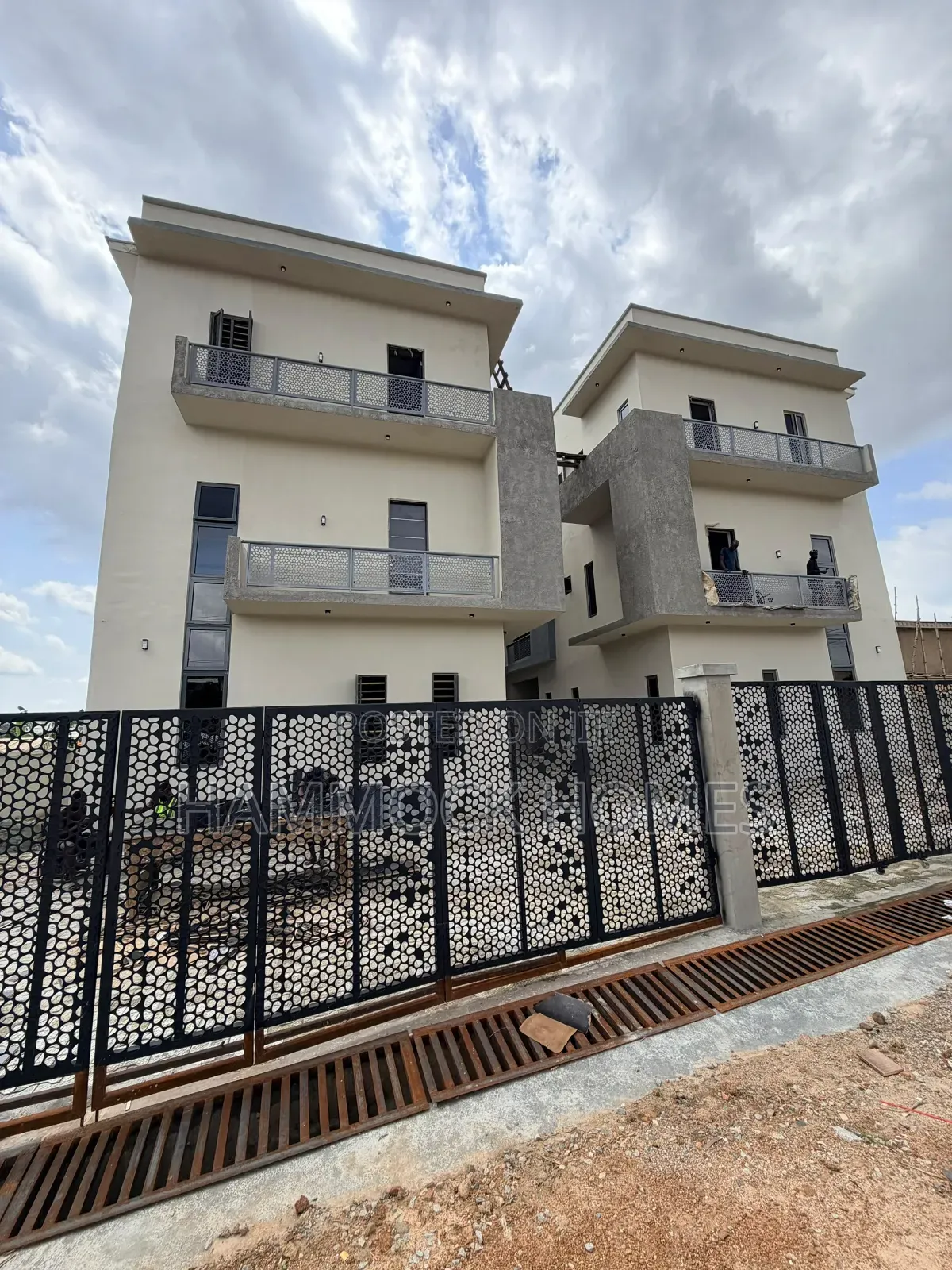 2bdrm Block of Flats in Awosika, Old Bodija for sale