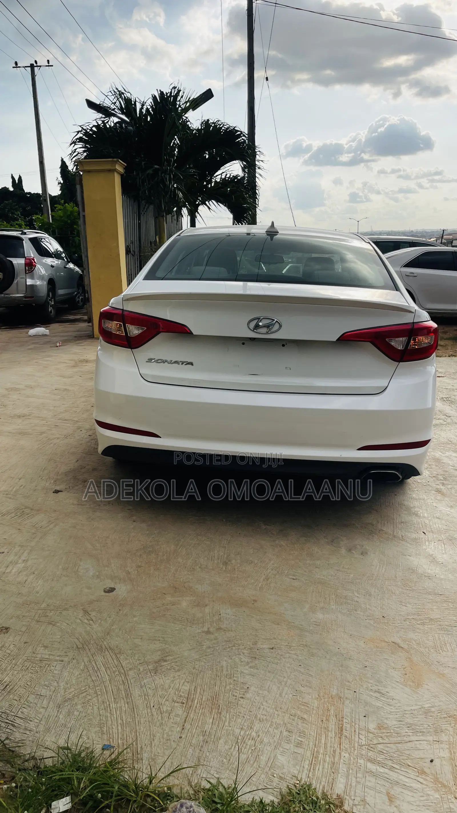 Hyundai Sonata Base Sedan FWD (2.4L 4cyl 6A) 2016 White