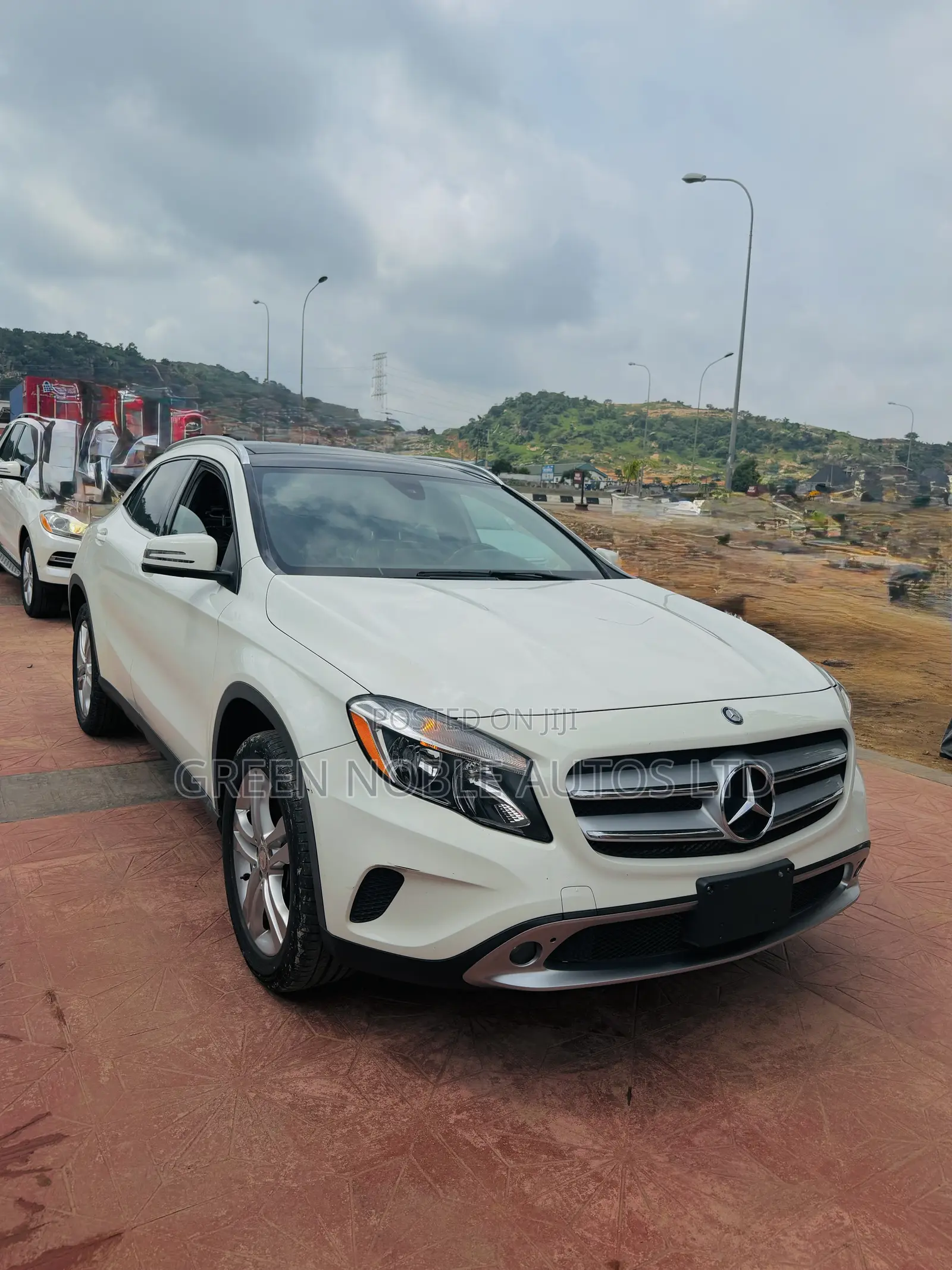 Mercedes-Benz CLA-Class CLA 250 4MATIC Wagon 2016 White