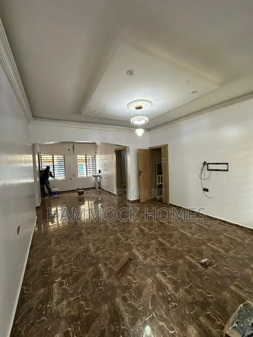 3bdrm Duplex in Carlton Gate Estate, Akobo for rent