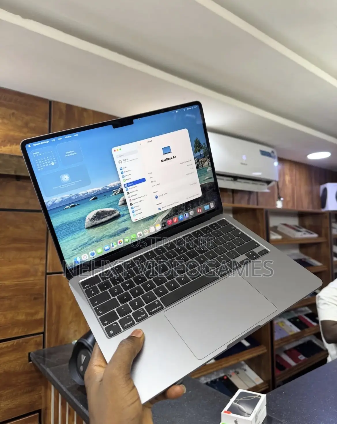 Laptop Apple MacBook Air 2022 M2 8GB Apple M2 SSD 256GB
