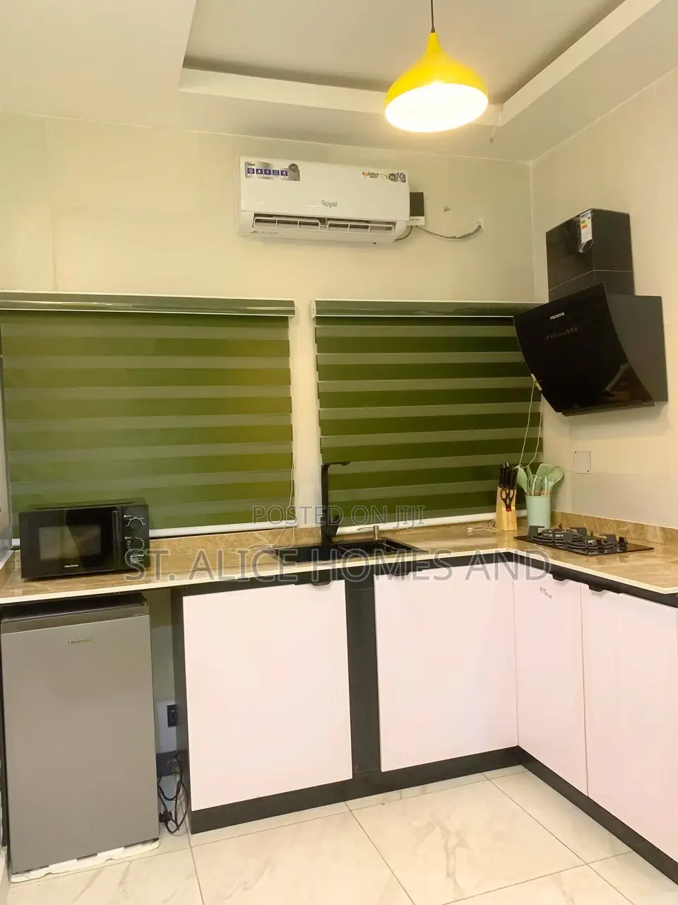 Pearlsend Emerald Saffron Studio Apartment, Victoria Island(Vi), Lagos