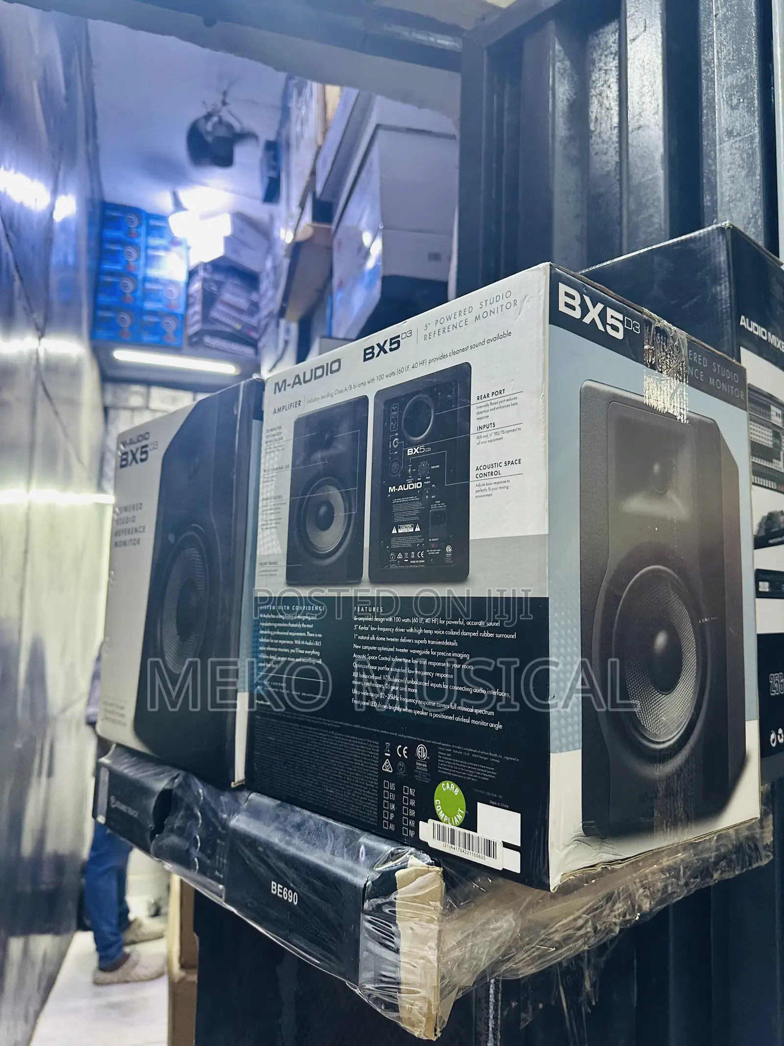 M-Audio Bx5 D3 Studio Monitor Speaker