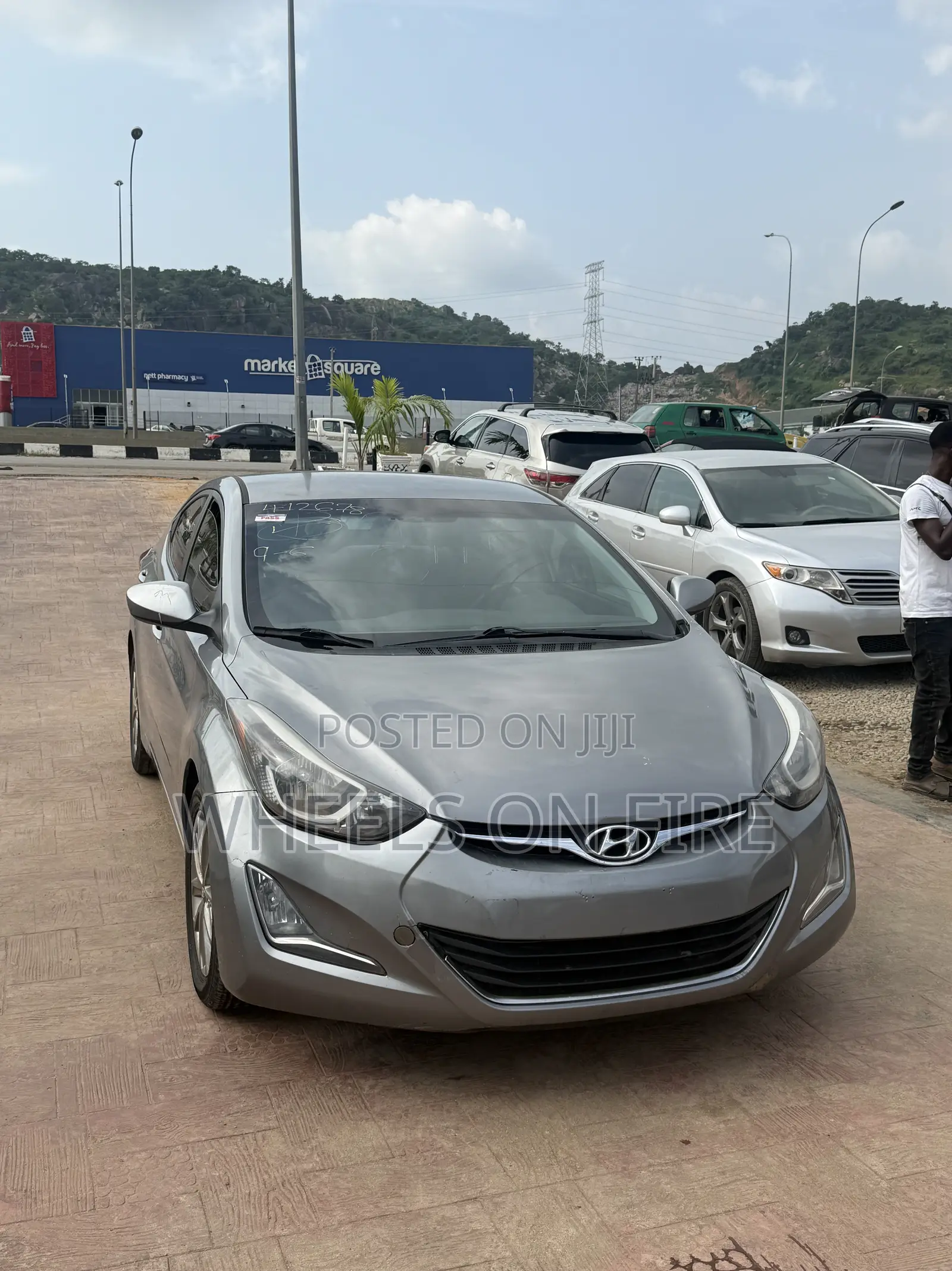 Hyundai Elantra Limited 4dr Sedan (1.8L 4cyl 6A) 2014 Gray