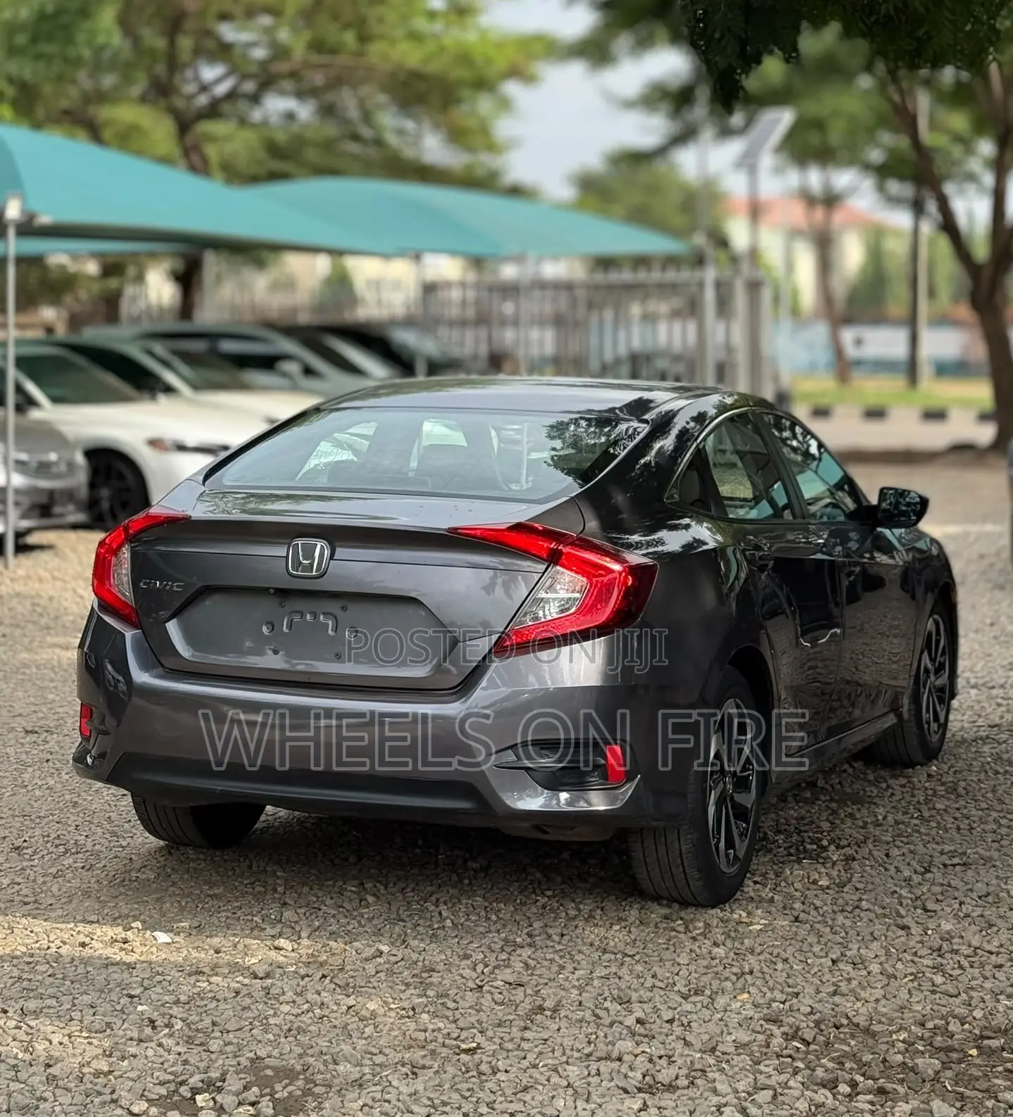 Honda Civic EX 4dr Sedan (1.5L 4cyl) 2016 Gray