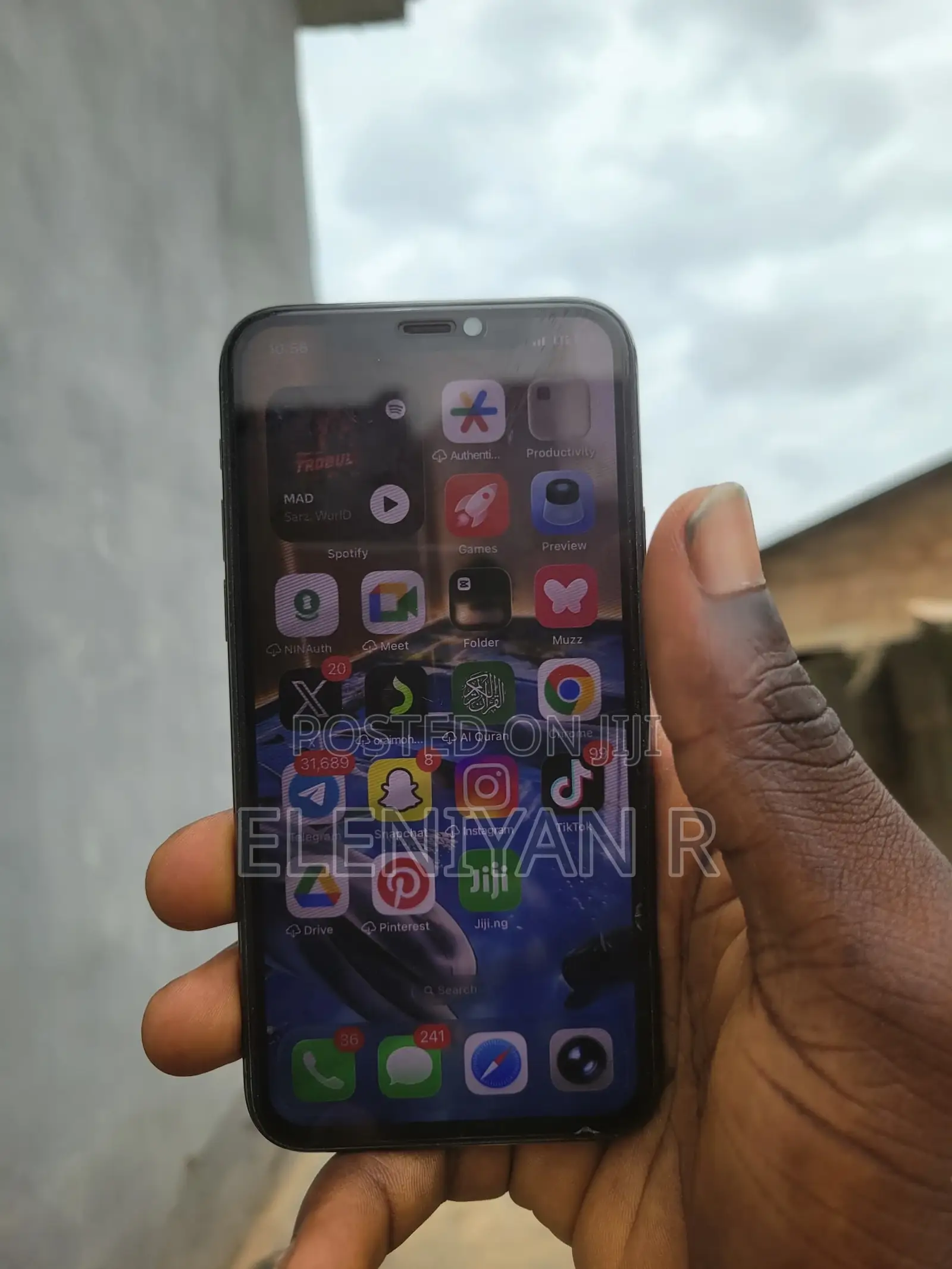 Apple iPhone 11 Pro 64 GB Gray