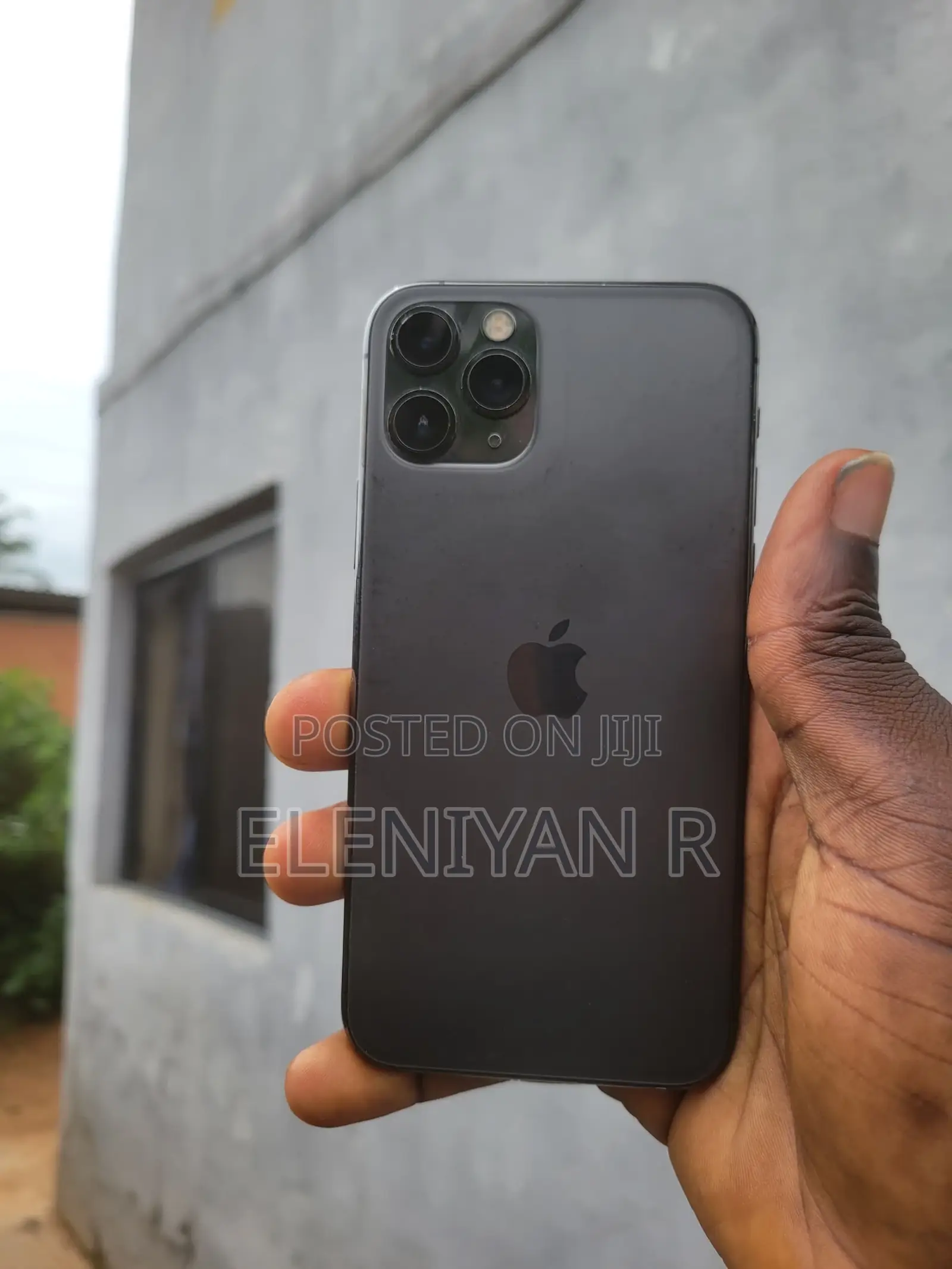 Apple iPhone 11 Pro 64 GB Gray