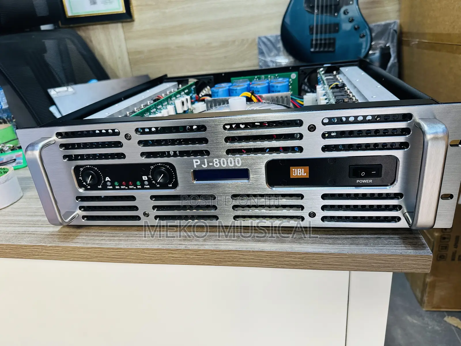 JBL Powered Amplifier 2 Channels