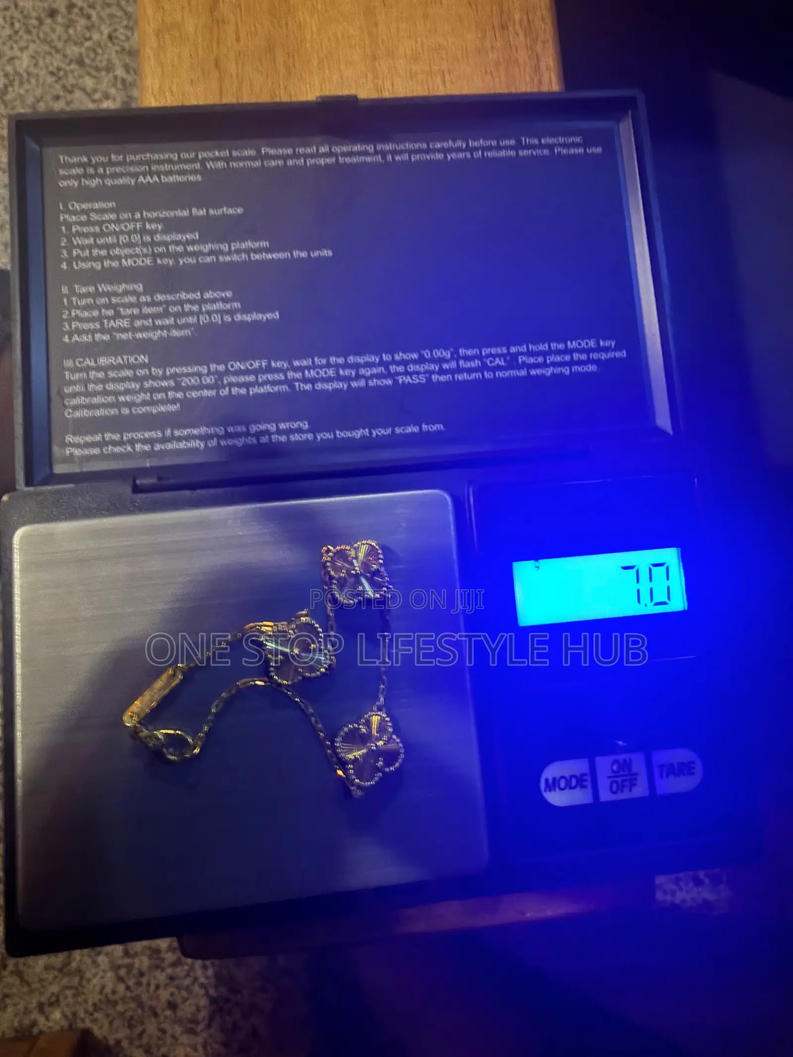 Luxury Gold Guilloché Clover Bracelet - 3 Motifs Vca Style