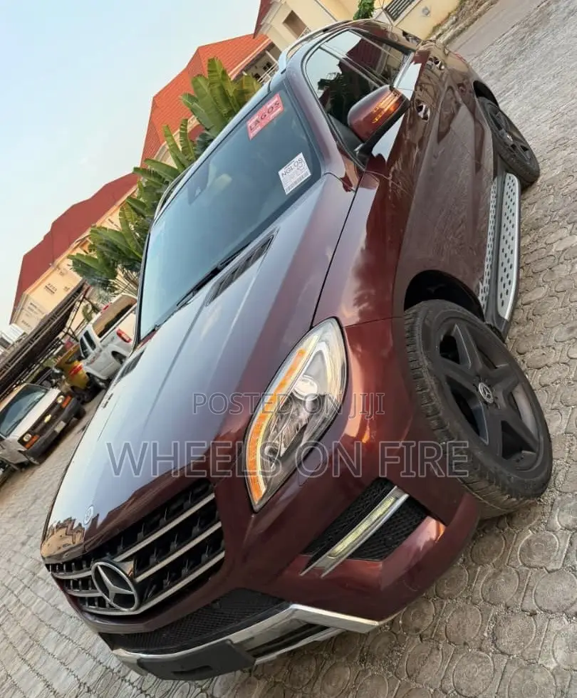 Mercedes-Benz M Class ML350 4MATIC 4dr SUV AWD (3.5L 6cyl 7A) 2014