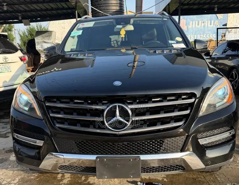 Mercedes-Benz M Class ML350 4MATIC 4dr SUV AWD (3.5L 6cyl 7A) 2015