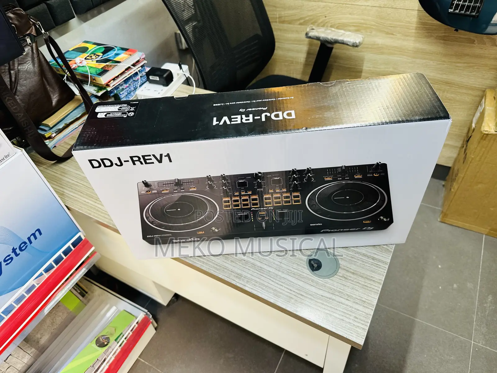 DDJ-Rev1 Controller