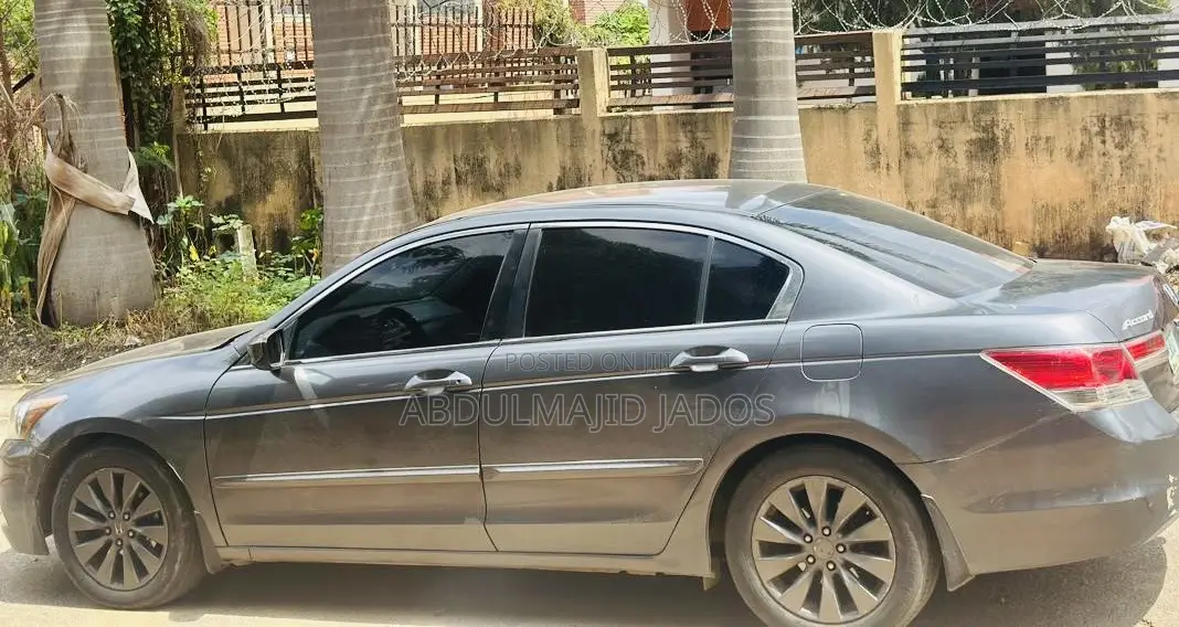 Honda Accord 2010 Gray