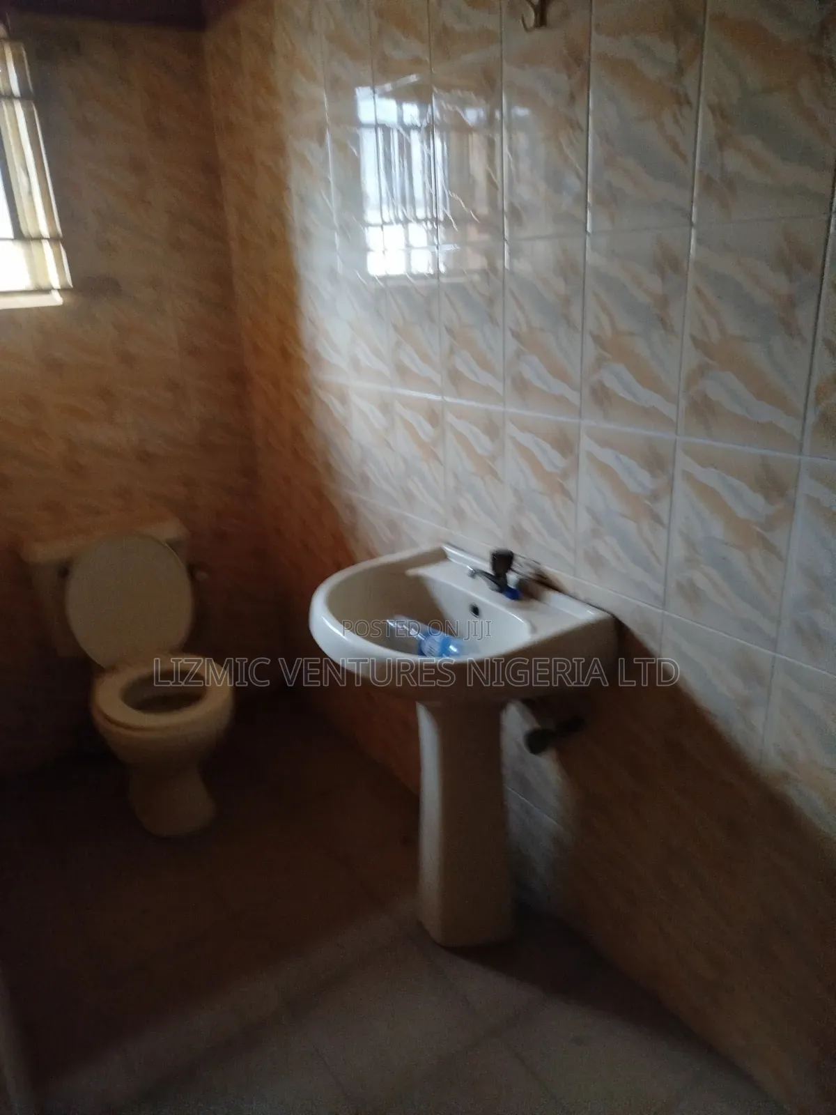 Furnished 2bdrm Block of Flats in Agric Estate, Ikotun / Ikotun/Igando