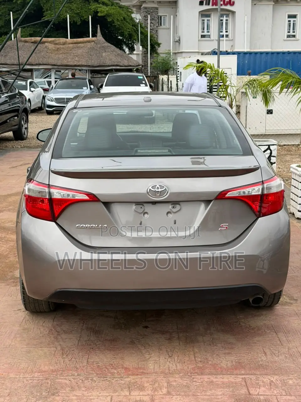 Toyota Corolla LE Eco 4dr Sedan (1.8L 4cyl CVT) 2014 Gray