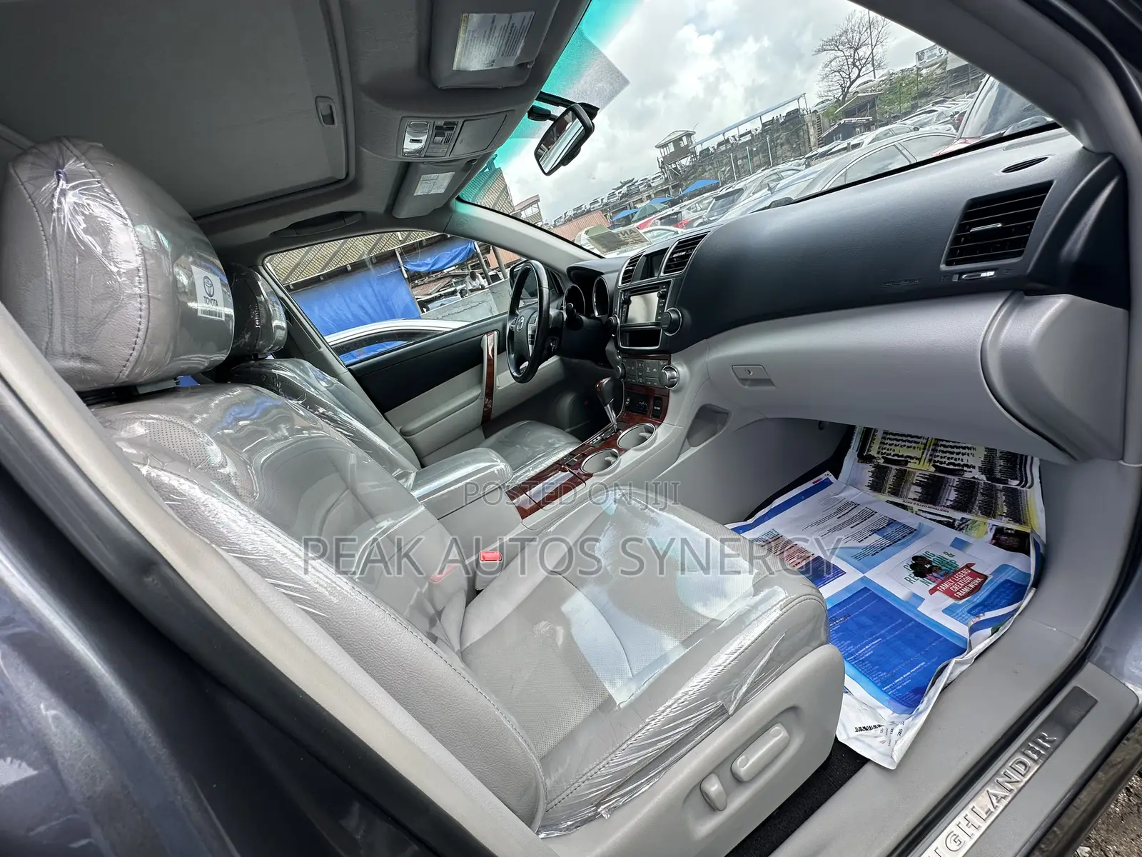 Toyota Highlander Limited 3.5l 4WD 2013 Gray