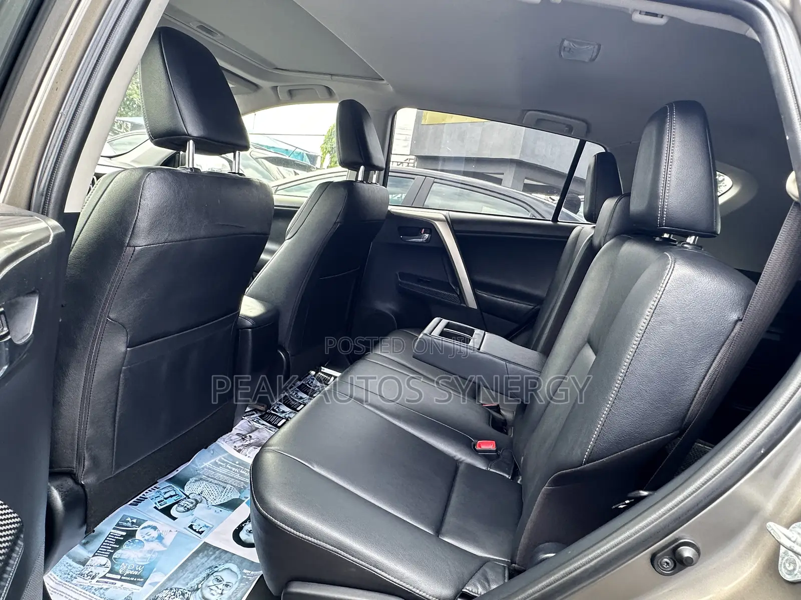 Toyota RAV4 Limited 4dr SUV (2.5L 4cyl 6A) 2015 Gray