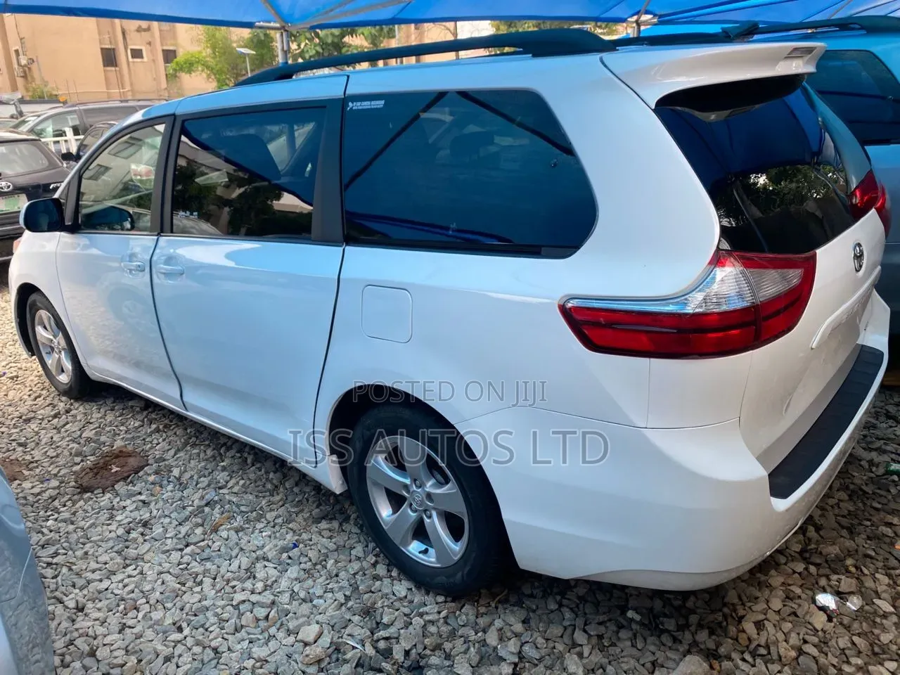Toyota Sienna LE 8-Passenger 4dr Minivan (3.5L 6cyl 6A) 2015 White
