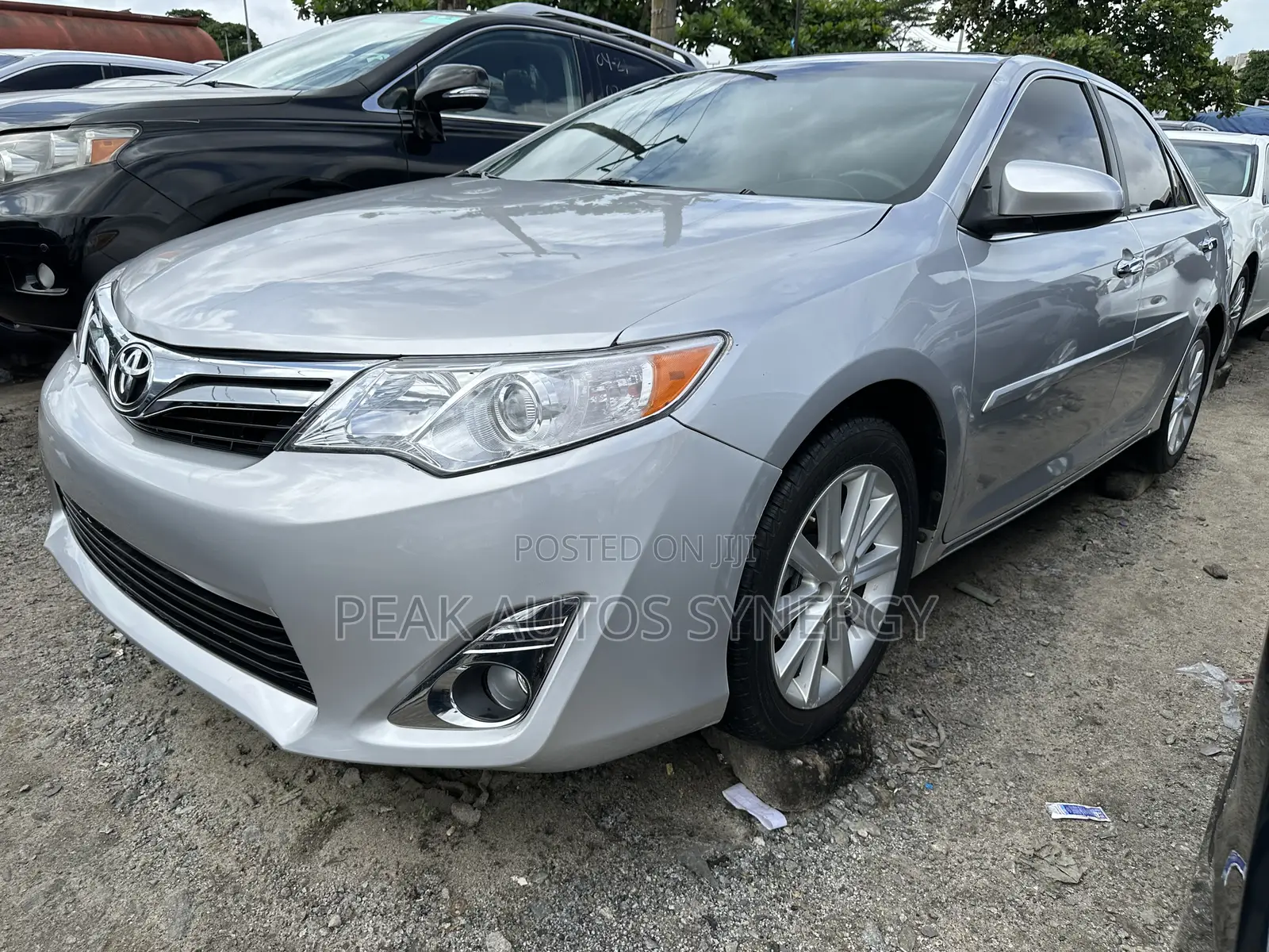 Toyota Camry XLE 4dr Sedan (2.5L 4cyl 6A) 2013 Silver