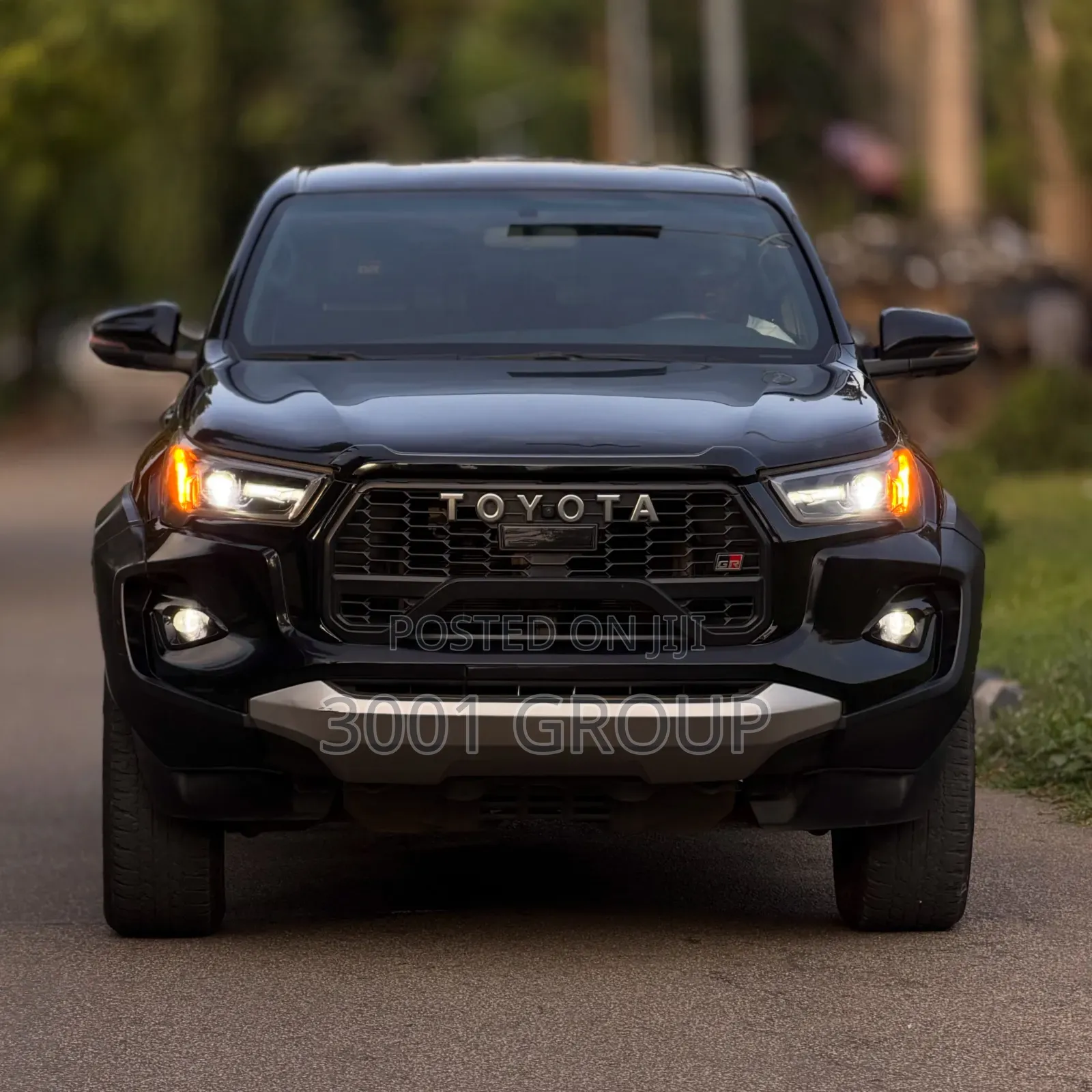 Toyota Hilux 2024 Black