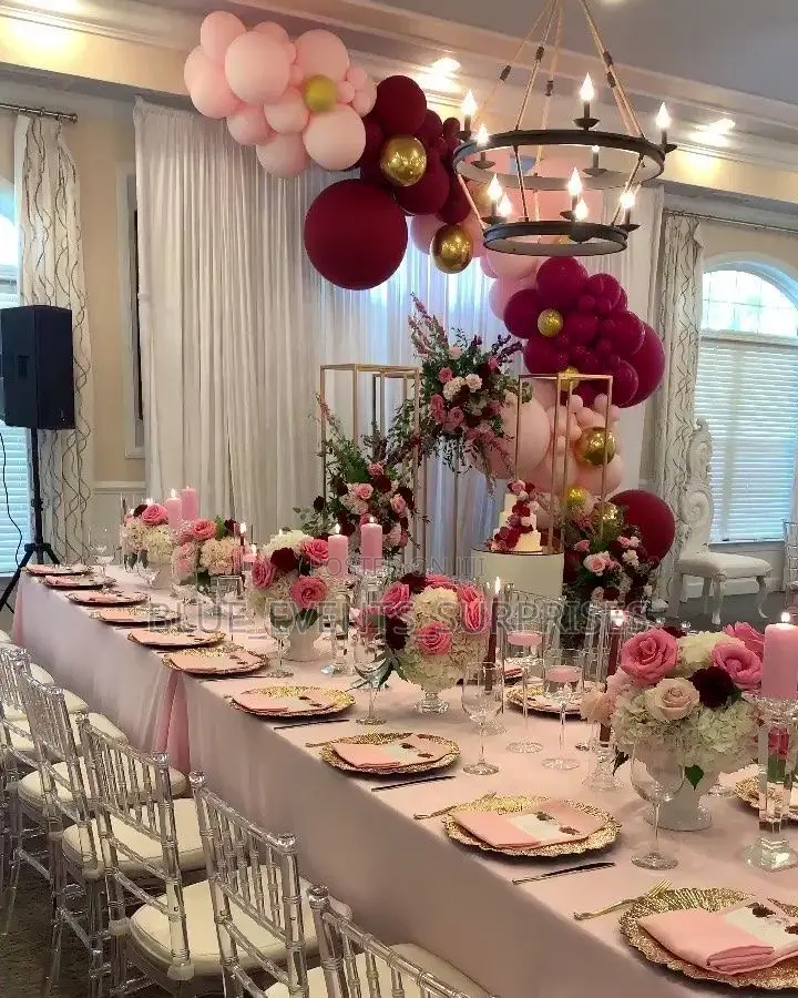 Sip and Paint Event Decoration