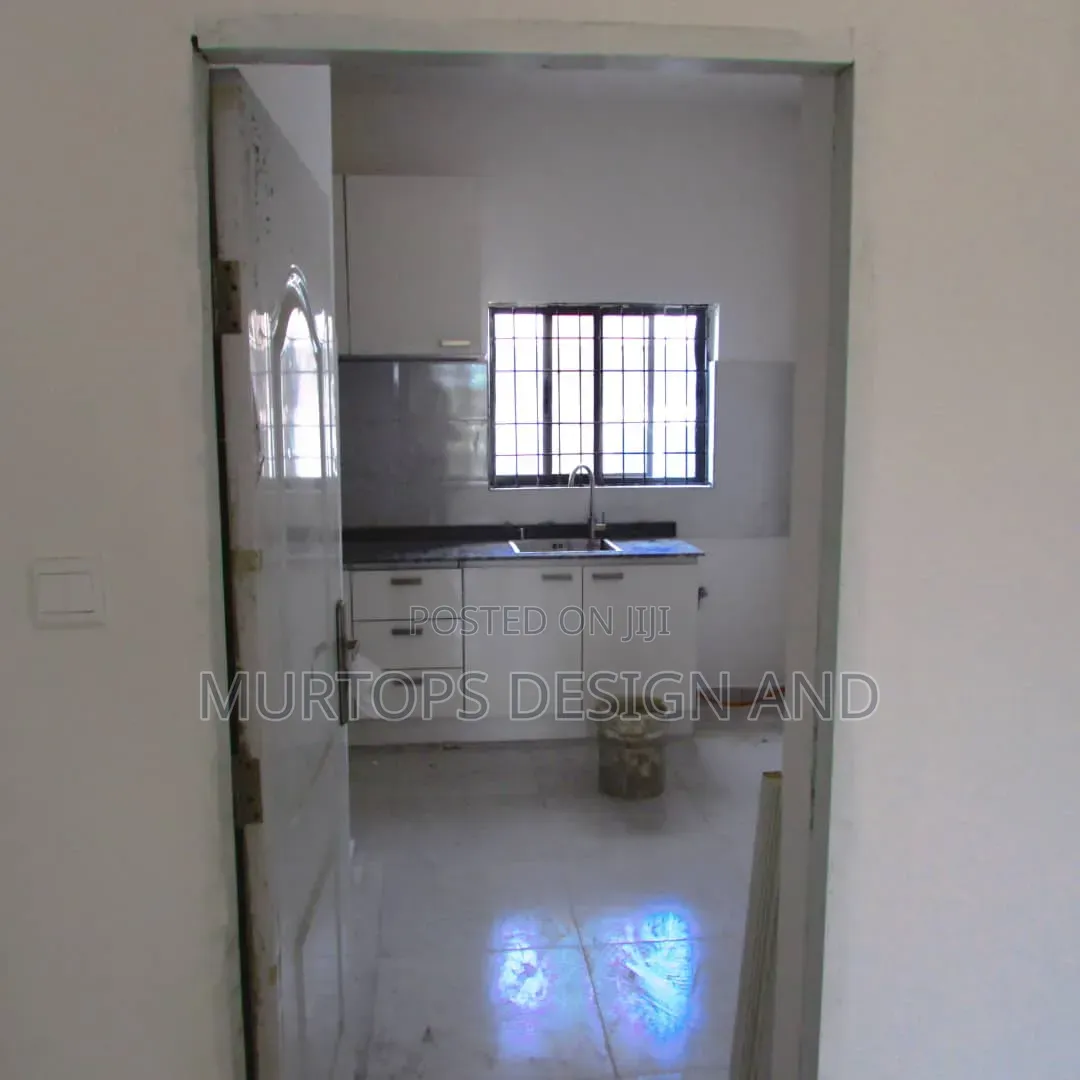 2bdrm Apartment in Scheme 2, Lekki Phase 2 for sale