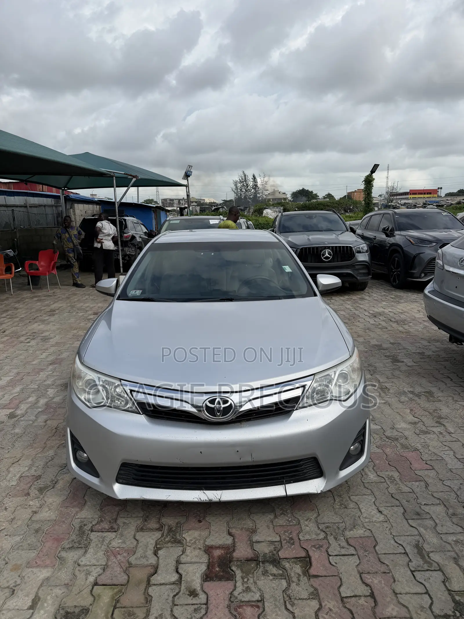 Toyota Camry LE 4dr Sedan (2.5L 4cyl 6A) 2012 Silver