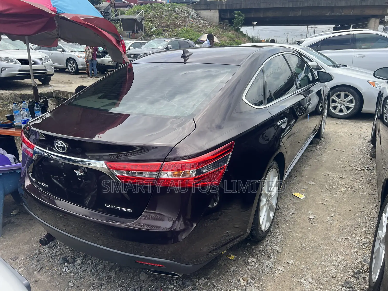 Toyota Avalon Limited 4dr Sedan (3.5L 6cyl 6A) 2015 Burgundy