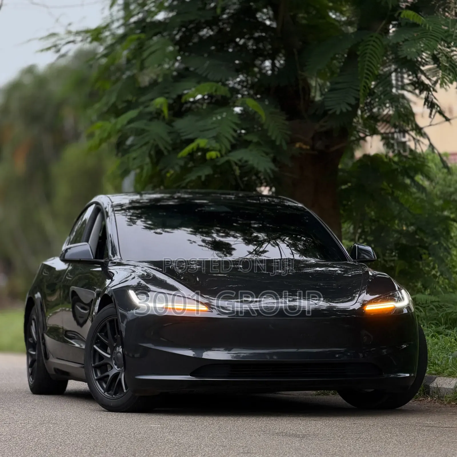 Tesla Model 3 2025 Black