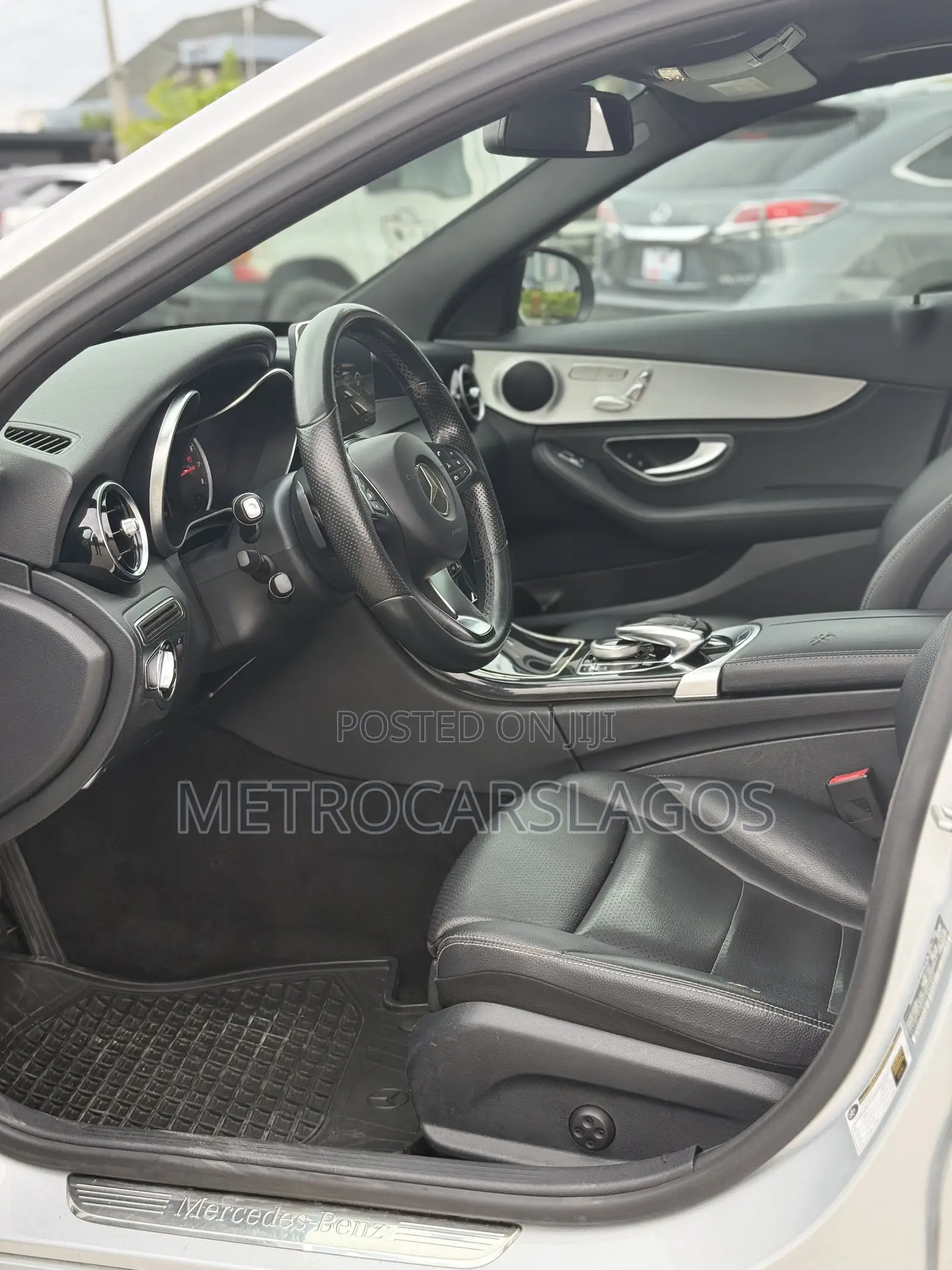 Mercedes-Benz C300 2016 Silver