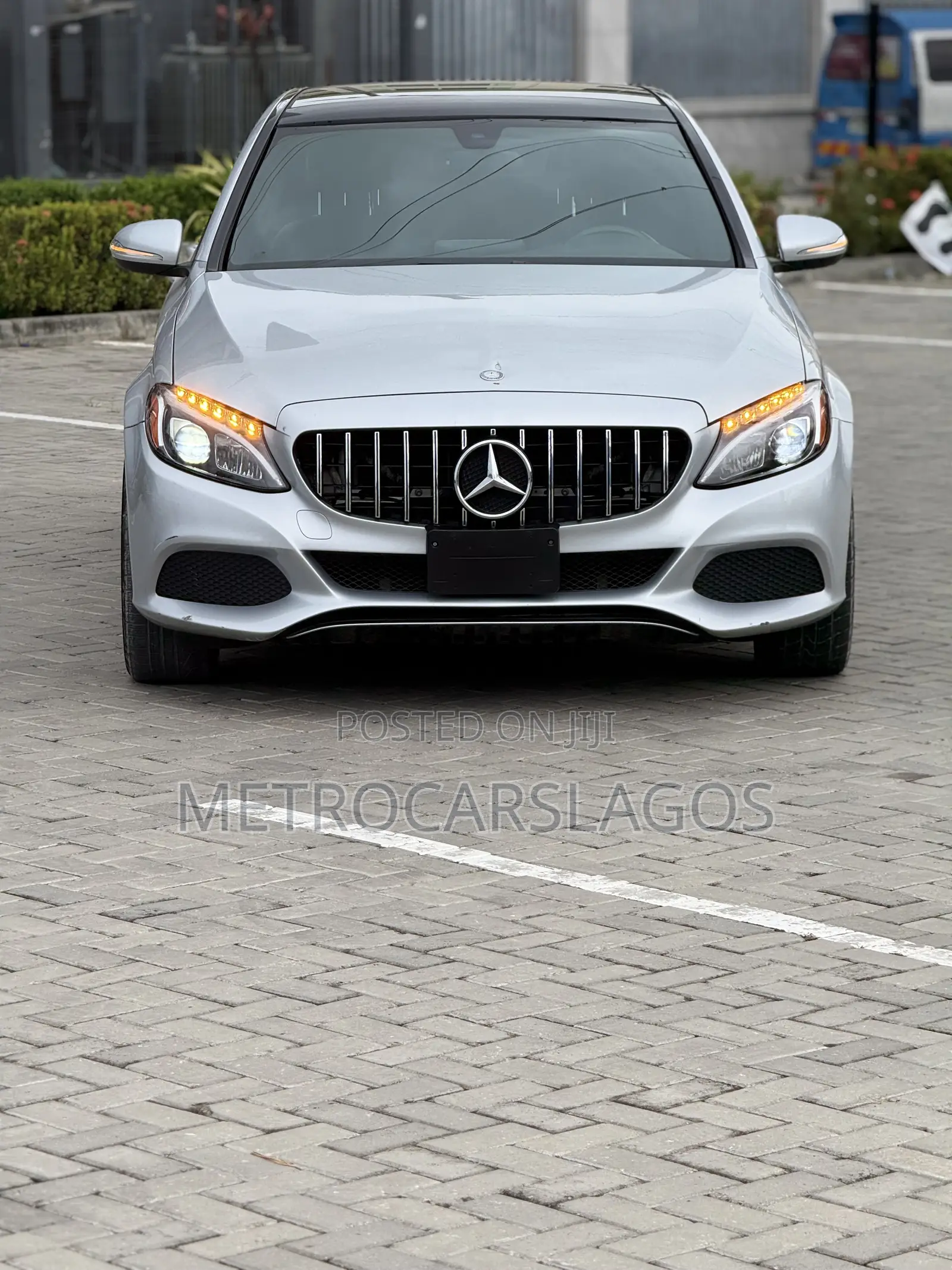 Mercedes-Benz C300 2016 Silver