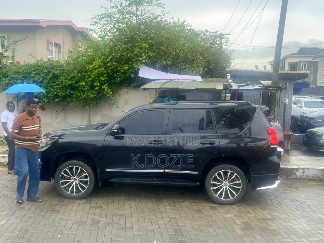 Toyota Land Cruiser Prado 4.0 i 2012 Black