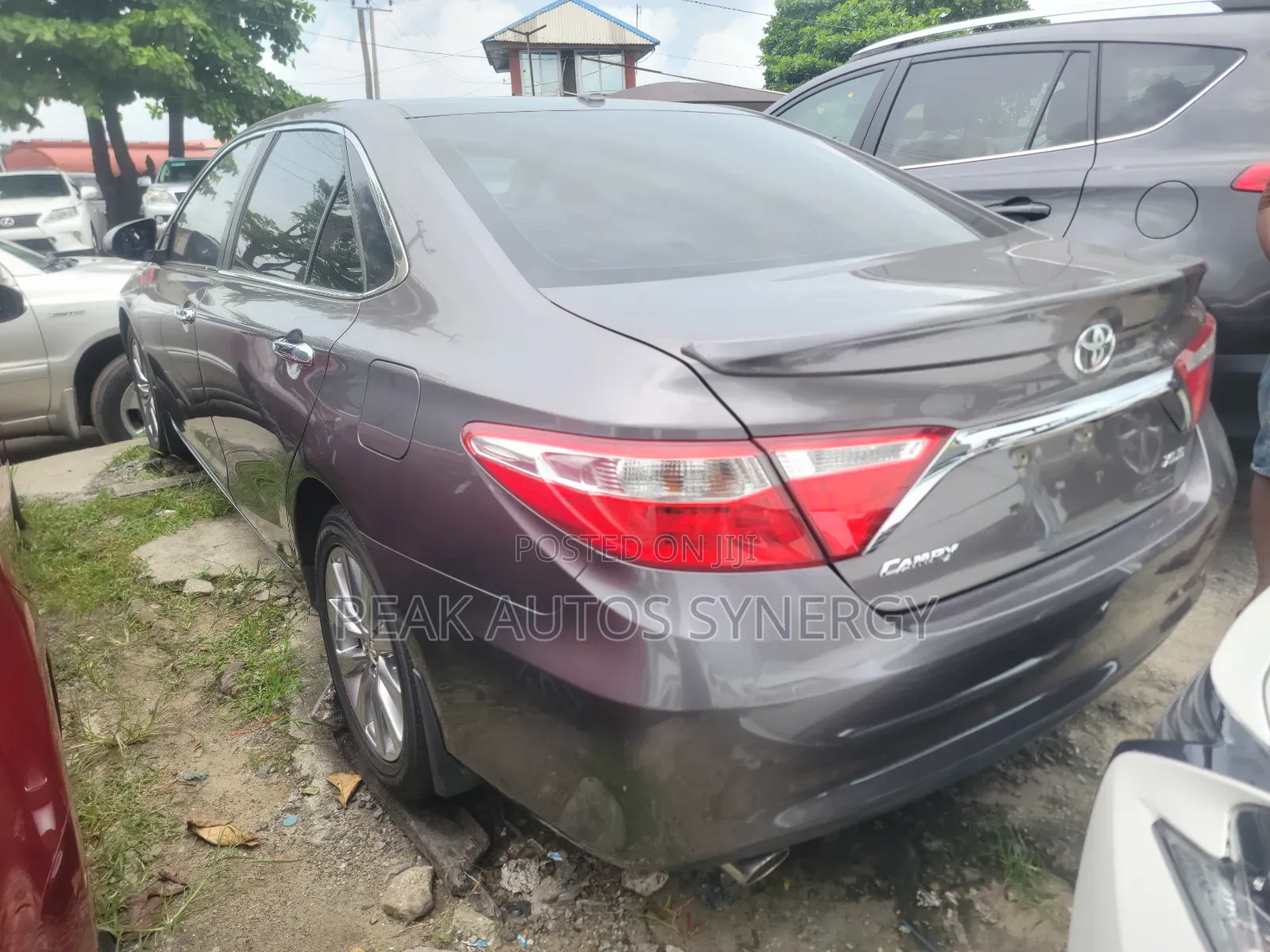 Toyota Camry 2016 Gray