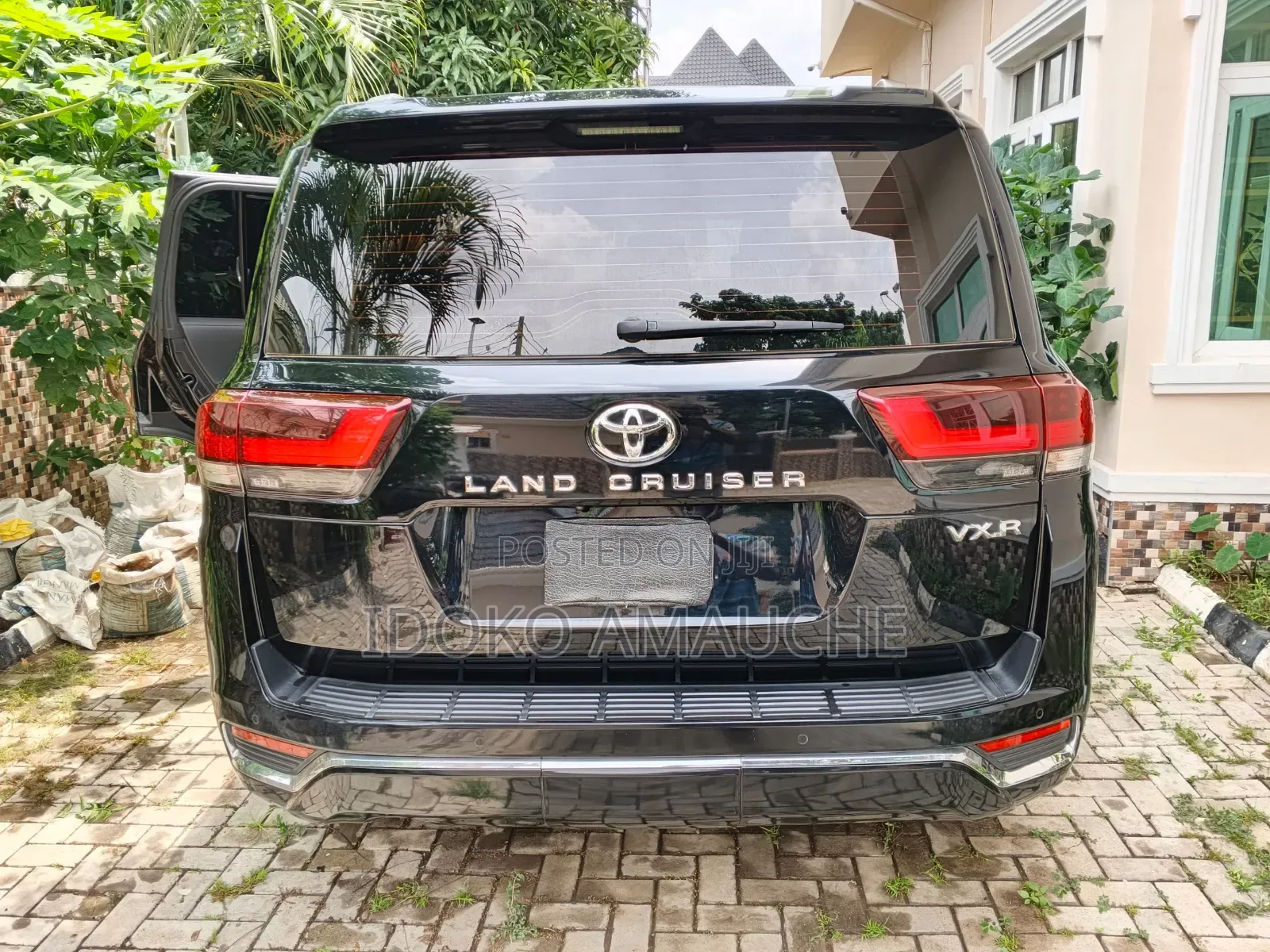 Toyota Land Cruiser 2023 Black